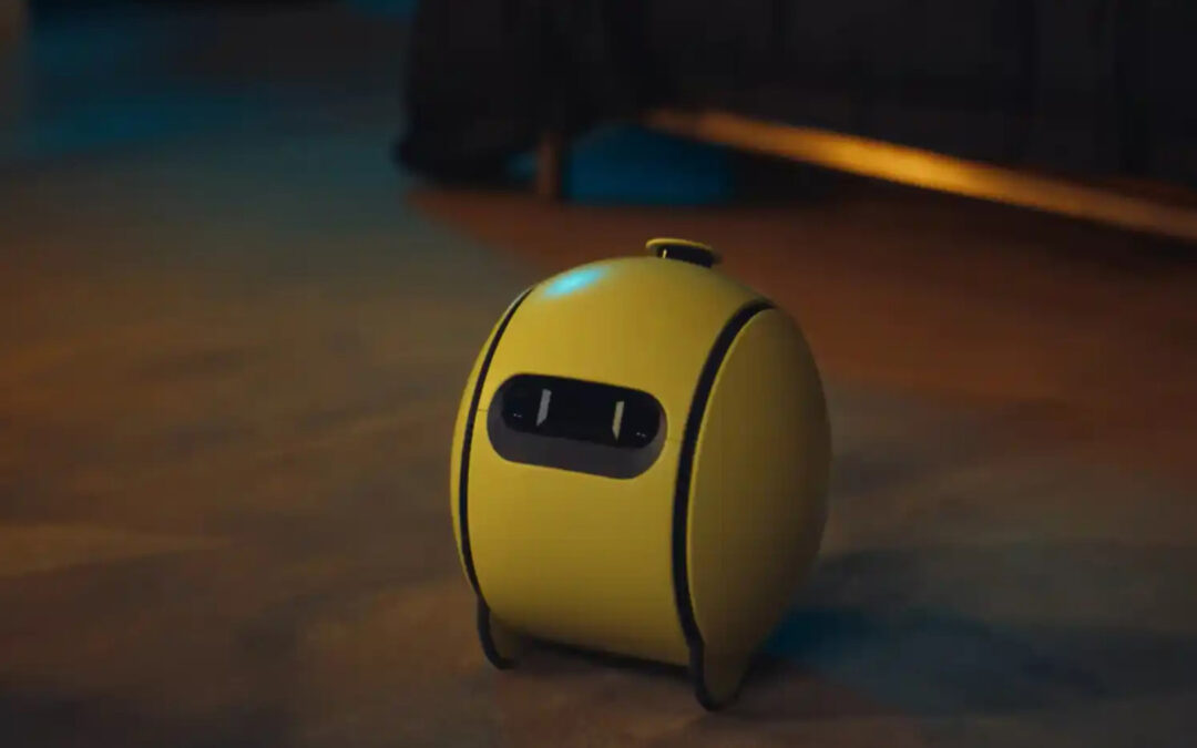 Ballie: il robot domestico di Samsung è tornato (e ora è anche un proiettore!)