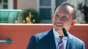 San Francisco ordina ad Apple e Google di rimuovere dozzine di app di deepfake