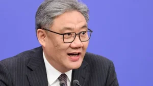 La Cina valuta il blocco dell’export sui modelli IA e sui chip